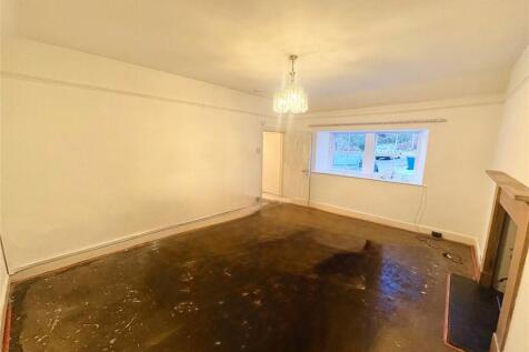 Lounge / 2nd Bedroom