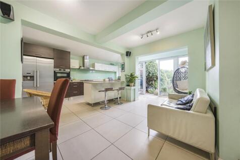 Kitchen/Family Room
