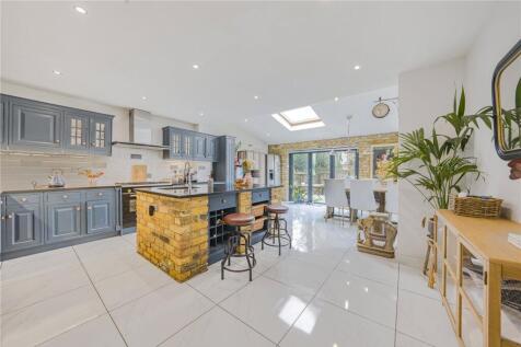Kitchen/Family Room