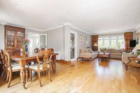 Dining/Living Room