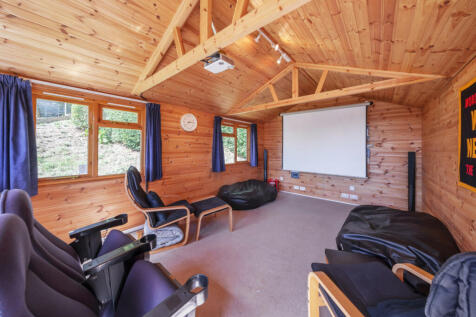 Theatre/Garden Room