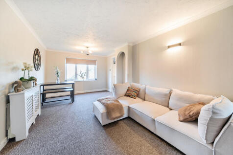 Sitting/Dining Room