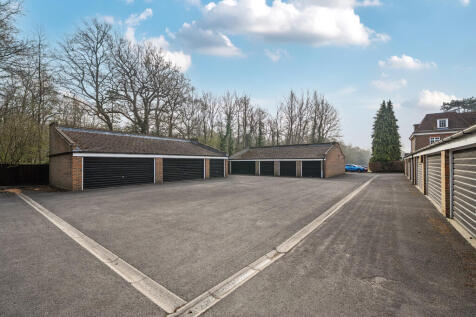 Garage Block