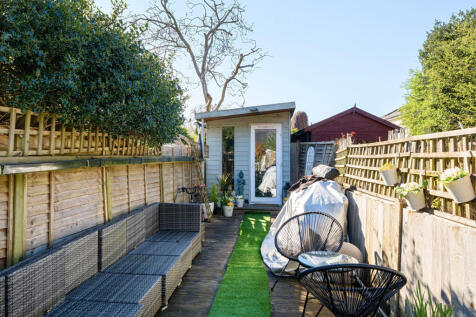 Garden/Outbuilding