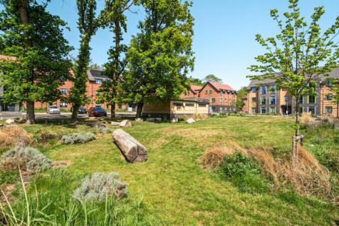 Communal Grounds
