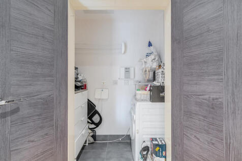 Utitly Cupboard