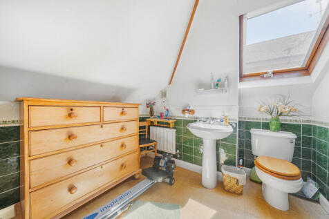 Upstairs Bathroom