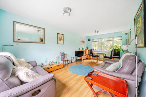 Sitting/Dining Room