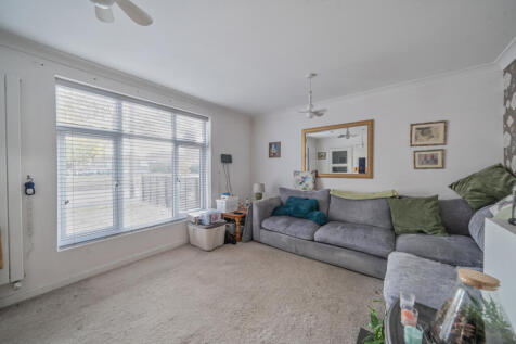 1358563-11-68d42d...