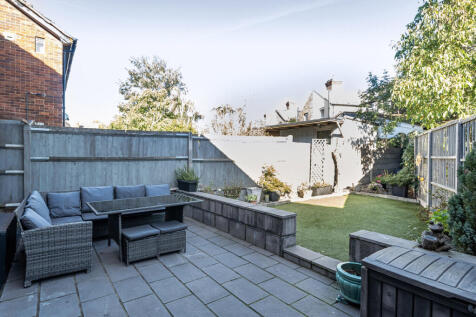 1362855-5-68e3d69...