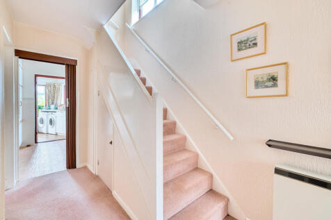 1369565-11-68f0bc...