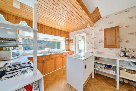 1371258-17-68fb46...