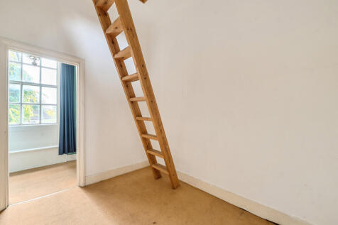 1374556-12-690881...