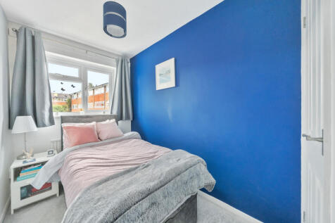 1373770-26-69022a...