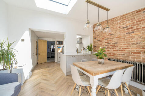 1311602-6-68665d1...