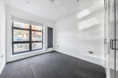 1383360-5-69204d2...