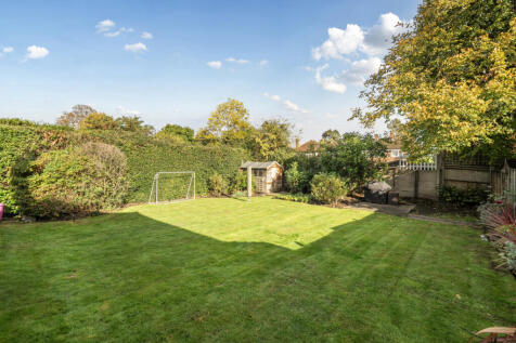 1368901-5-68f75db...