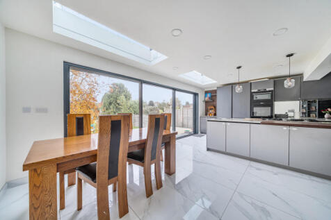 1375717-4-690dde3...