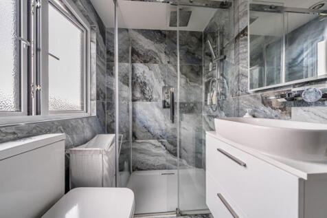 1375717-15-690ddf...