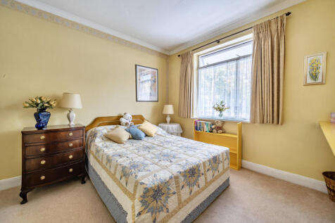 1361079-4-68e7bd2...