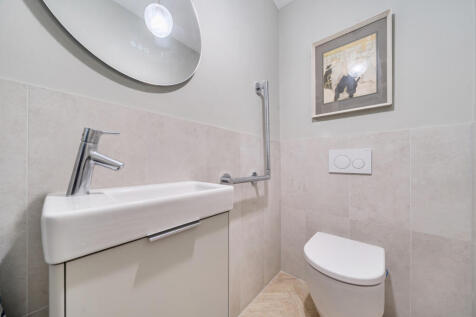 1373331-16-6900b8...