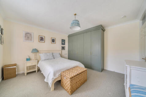 1373331-6-6900b7d...