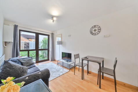 1376867-5-690cbd5...