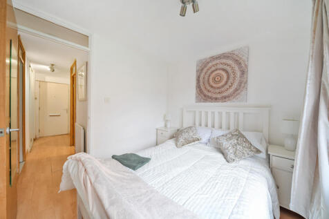 1376867-6-690cbd6...