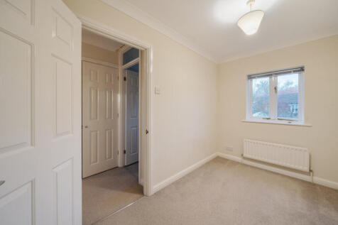 1376871-10-690d18...