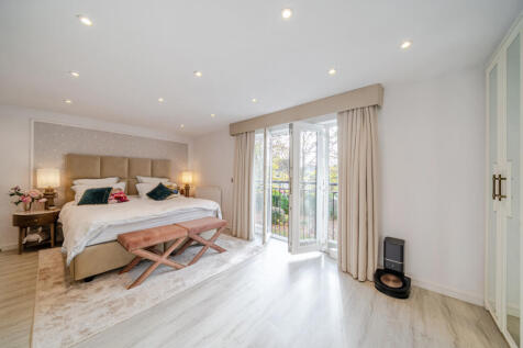 1373747-8-69148d9...