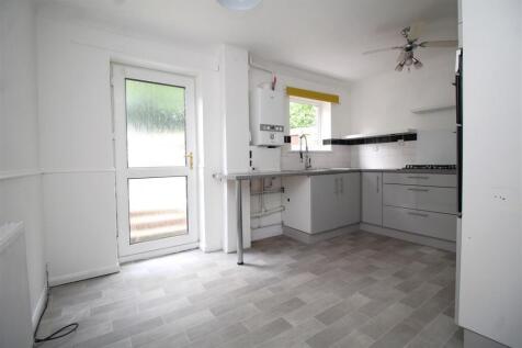 kitchen 1.JPG
