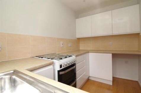 kitchen 1 .JPG