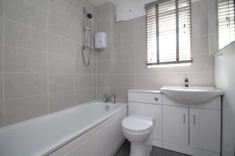 bathroom .JPG