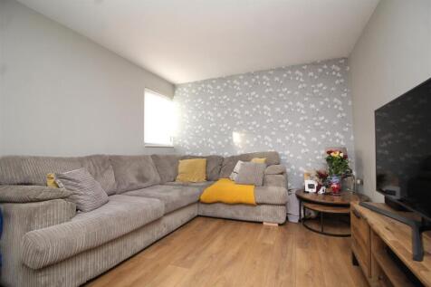 living room 1 .JPG