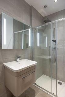 Bed 2 En Suite