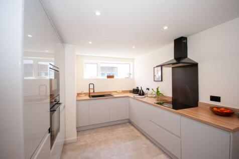 Kitchen 2