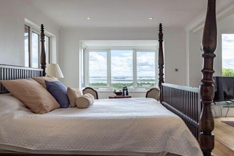 Bed 1