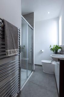 Bed 4 En Suite