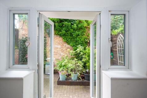 Lounge Doors