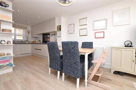 Living Room/Diner