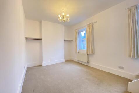 Principal Bedroom...