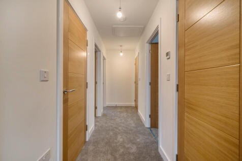 1376427-7-6909f08...