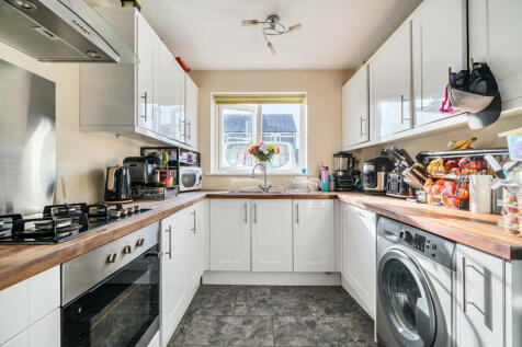 1370133-6-68ff418...