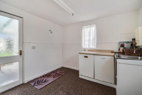 1380681-16-691217...