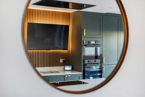 1384842-2-6925853...