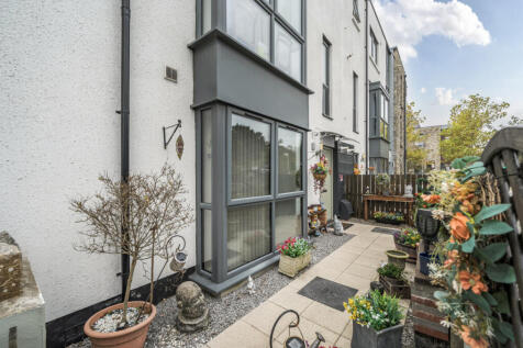 1360159-6-68ef67c...