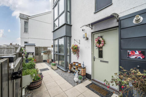 1360159-3-68ef674...