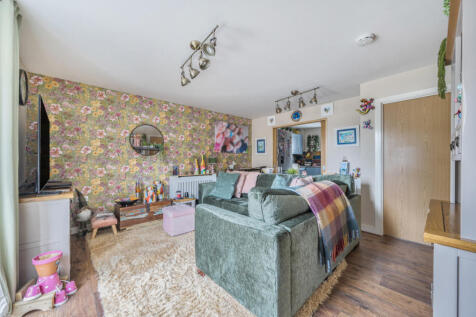 1360159-7-68ef685...