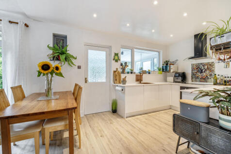 1354934-10-68cbfc...