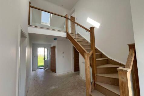Plot 5 Hallway
